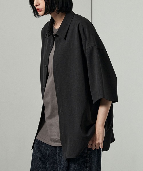 Alfred Alex(アルフレッドアレックス)の「【Alfred Alex】Dry-Touch Oversized Shirt / ドライポリツイル オーバーサイズ 半袖レギュラーカラーシャツ【セットアップ対応】(シャツ/ブラウス・メンズ・ネイビー系/グレー/スモークグレー/ライトグレー/ブラック系/スミクロ・S/M/L)」の13枚目の写真