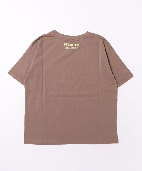 Honeys(ハニーズ)の「スヌーピー/Tシャツ(Tシャツ/カットソー・キッズ・オートミール/スミクロ/モカ/ピンク/オフホワイト・150cm/L/LL/M/S)」の10枚目の写真
