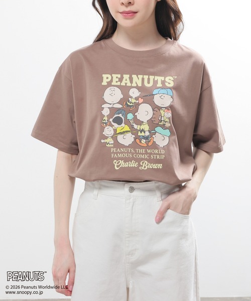 Honeys(ハニーズ)の「スヌーピー/Tシャツ(Tシャツ/カットソー・キッズ・オートミール/スミクロ/モカ/ピンク/オフホワイト・150cm/L/LL/M/S)」の4枚目の写真