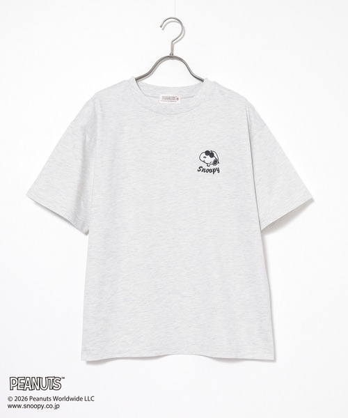 Honeys(ハニーズ)の「スヌーピー/Tシャツ(Tシャツ/カットソー・キッズ・オートミール/スミクロ/モカ/ピンク/オフホワイト・150cm/L/LL/M/S)」の14枚目の写真