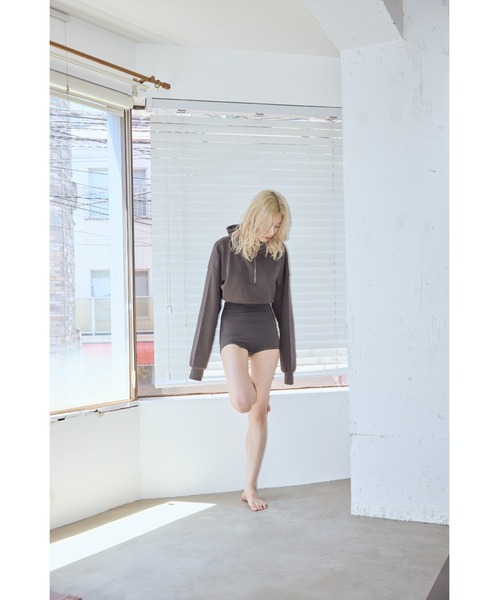 DLESS(ドレス)の「Hoodie bodysuits/フーディボディスーツ(Tシャツ/カットソー・レディース・ブラック/霜降りグレー/ベージュ・XS)」の17枚目の写真
