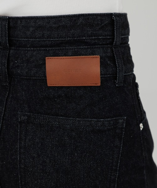 SENEE(セニー)の「layered wide straight denim(レイヤードワイドストレートデニム)(デニムパンツ・レディース・ブラック/ブルー・SMALL/MEDIUM)」の6枚目の写真