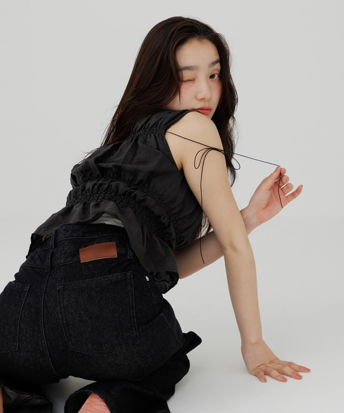 SENEE(セニー)の「layered wide straight denim(レイヤードワイドストレートデニム)(デニムパンツ・レディース・ブラック/ブルー・SMALL/MEDIUM)」の18枚目の写真