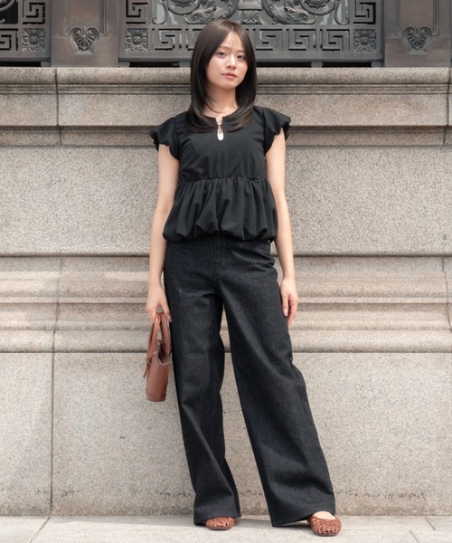 SENEE(セニー)の「layered wide straight denim(レイヤードワイドストレートデニム)(デニムパンツ・レディース・ブラック/ブルー・SMALL/MEDIUM)」の22枚目の写真