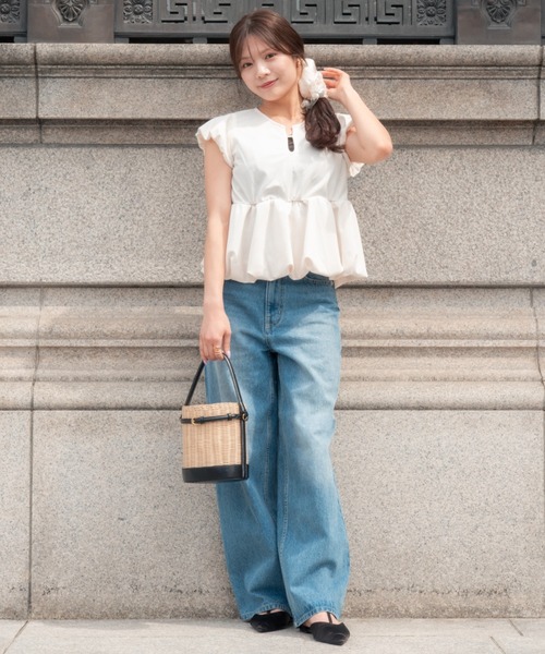 SENEE(セニー)の「layered wide straight denim(レイヤードワイドストレートデニム)(デニムパンツ・レディース・ブラック/ブルー・SMALL/MEDIUM)」の19枚目の写真