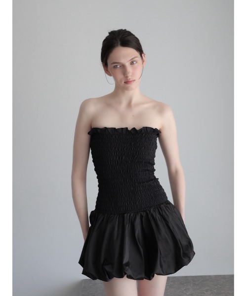 celon(セロン)の「volume flare mini dress(ワンピース・レディース・ブラック・FREE)」の3枚目の写真