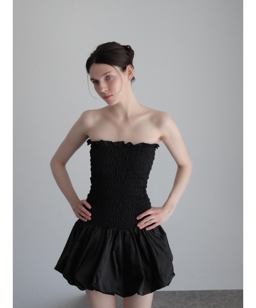 celon(セロン)の「volume flare mini dress(ワンピース・レディース・ブラック・FREE)」の2枚目の写真