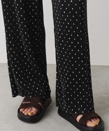 Unitage（ユニテージ）の「セルフカット可能/アソート総柄ミニプリーツパンツ（デニムパンツ）」