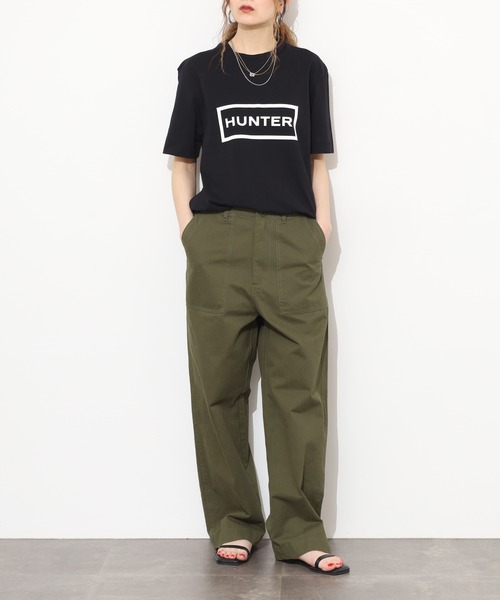 HUNTER(ハンター)の「HUNTER ユニセックス ハンター ロゴ Tシャツ 半袖(Tシャツ/カットソー・レディース・ホワイト/ブラック・M/S/L)」の21枚目の写真