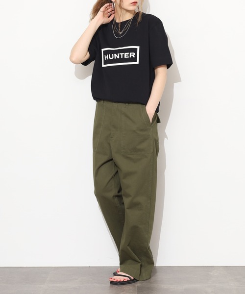 HUNTER(ハンター)の「HUNTER ユニセックス ハンター ロゴ Tシャツ 半袖(Tシャツ/カットソー・レディース・ホワイト/ブラック・M/S/L)」の22枚目の写真