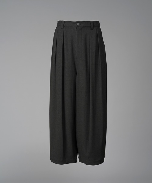 MAISON SPECIAL(メゾンスペシャル)の「《UNISEX》Dryamundsen Prime-Wide Three-tuck Balloon Pants/ドライアムンゼンプライムワイド3タックバルーンパンツ【MAISON SPECIAL/メゾンスペシャル】■セットアップ対応■(その他パンツ・メンズ・チャコールグレー/ブラック/アイボリー・2/1/0)」の8枚目の写真