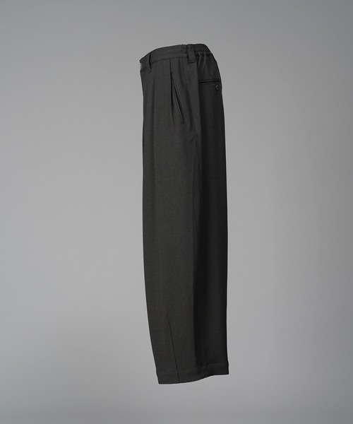 MAISON SPECIAL(メゾンスペシャル)の「《UNISEX》Dryamundsen Prime-Wide Three-tuck Balloon Pants/ドライアムンゼンプライムワイド3タックバルーンパンツ【MAISON SPECIAL/メゾンスペシャル】■セットアップ対応■(その他パンツ・メンズ・チャコールグレー/ブラック/アイボリー・2/1/0)」の9枚目の写真