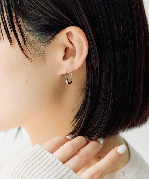 ear PAPILLONNER(イアパピヨネ)の「グラデクレイドルピアス(ピアス(両耳用)・レディース・ピンク・FREE)」の4枚目の写真
