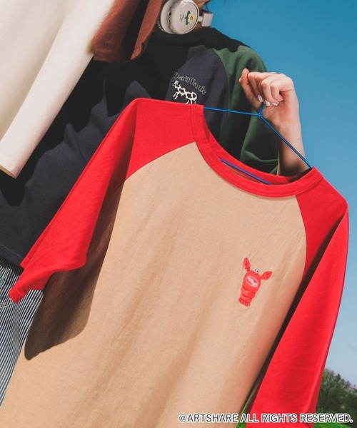 WIGGLE WIGGLE(ウィグルウィグル)の「【wiggle wiggle(ウィグルウィグル)】コラボ ラグランTシャツ(Tシャツ/カットソー・レディース・ベージュ/ネイビー/アイボリー・MEDIUM/LARGE)」の2枚目の写真