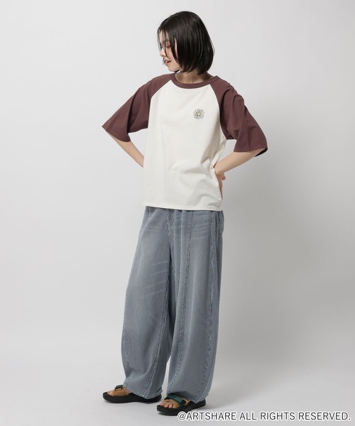 WIGGLE WIGGLE(ウィグルウィグル)の「【wiggle wiggle(ウィグルウィグル)】コラボ ラグランTシャツ(Tシャツ/カットソー・レディース・ベージュ/ネイビー/アイボリー・MEDIUM/LARGE)」の9枚目の写真