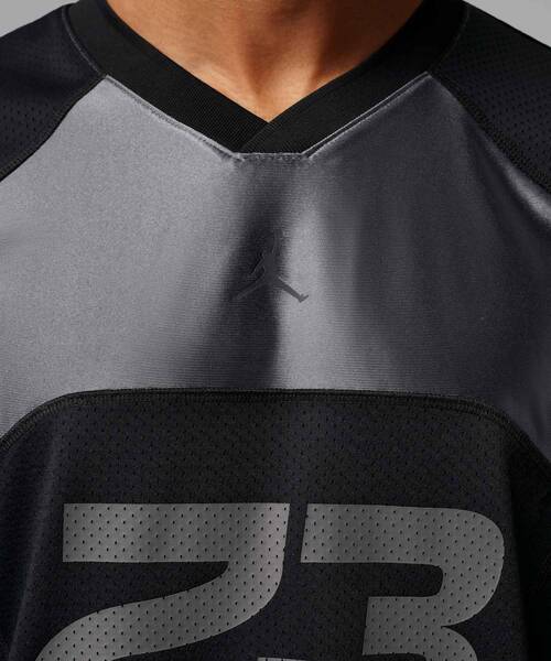 JORDAN BRAND(ジョーダンブランド)の「ジョーダン フライト メンズ ジャージー トップ / Jordan Flight Men's Jersey Top IF1913-010 Black(Tシャツ/カットソー・メンズ・ブラック・2XL/XL/M/L/S)」の15枚目の写真