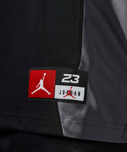 JORDAN BRAND(ジョーダンブランド)の「ジョーダン フライト メンズ ジャージー トップ / Jordan Flight Men's Jersey Top IF1913-010 Black(Tシャツ/カットソー・メンズ・ブラック・2XL/XL/M/L/S)」の11枚目の写真