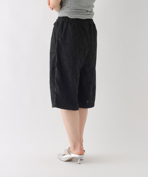 BAYFLOW（ベイフロー）の「[WEB限定/トレンドアイテム]レースイージーハーフパンツ（その他パンツ・レディース・ブラック/ホワイト・SMALL/MEDIUM）」の11枚目の写真