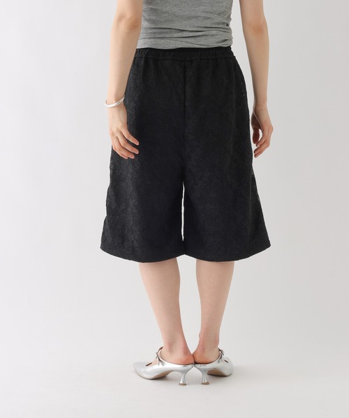 BAYFLOW（ベイフロー）の「[WEB限定/トレンドアイテム]レースイージーハーフパンツ（その他パンツ・レディース・ブラック/ホワイト・SMALL/MEDIUM）」の12枚目の写真