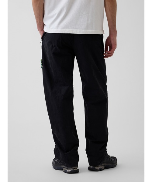 GAP(ギャップ)の「Gap × Sean Wotherspoon リラックスフィット テックパンツ(その他パンツ・メンズ・グリーン/ブラック・M/L/S/XS/XL)」の9枚目の写真