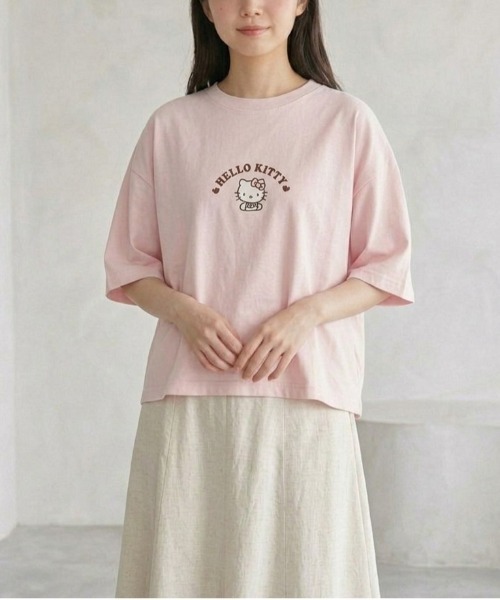 sanrio(サンリオ)の「【SANRIO/サンリオ】キャラクタープリント 半袖WIDEシルエットTシャツ(HELLO KITTY/ハローキティ)(Tシャツ/カットソー・レディース・オフホワイト/ブラック/ライトピンク/ネイビー・MEDIUM/LARGE)」の17枚目の写真