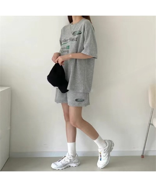 CHEER(チアー)の「RacingプリントTシャツ×ショートパンツSET(セットアップ・レディース・ライトグレー/ブラック/グレー・M)」の19枚目の写真