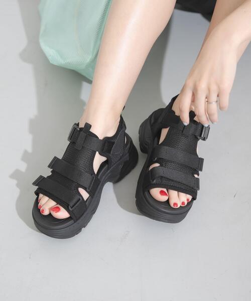 URBAN RESEARCH Sonny Label(アーバンリサーチサニーレーベル)の「Teva W HURRICANE AMPSOLE GAILA(サンダル・レディース・ホワイト系その他/ブラック・6/7)」の6枚目の写真