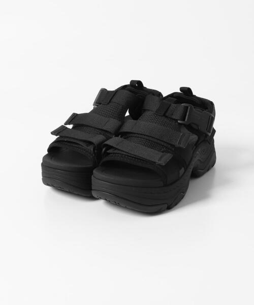 URBAN RESEARCH Sonny Label(アーバンリサーチサニーレーベル)の「Teva W HURRICANE AMPSOLE GAILA(サンダル・レディース・ホワイト系その他/ブラック・6/7)」の9枚目の写真