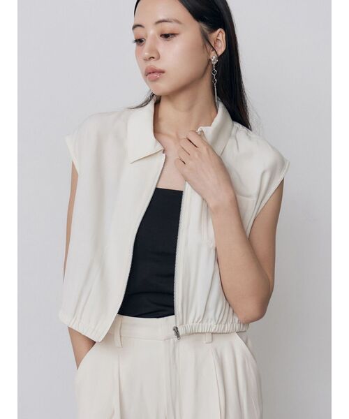 MURUA(ムルーア)の「【セットアップ対応】ブラッシュライクショートシャツ 夏服(シャツ/ブラウス・レディース・ブラウン/アイボリー/ブラック・FREE)」の2枚目の写真