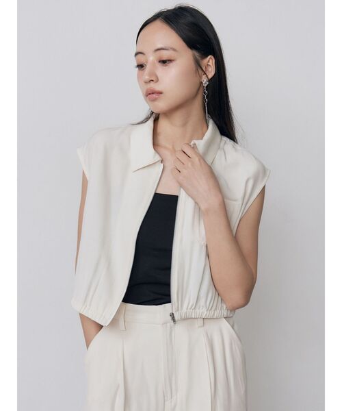 MURUA(ムルーア)の「【セットアップ対応】ブラッシュライクショートシャツ 夏服(シャツ/ブラウス・レディース・ブラウン/アイボリー/ブラック・FREE)」の4枚目の写真