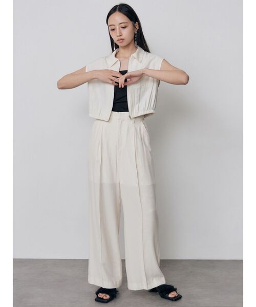 MURUA(ムルーア)の「【セットアップ対応】ブラッシュライクショートシャツ 夏服(シャツ/ブラウス・レディース・ブラウン/アイボリー/ブラック・FREE)」の10枚目の写真
