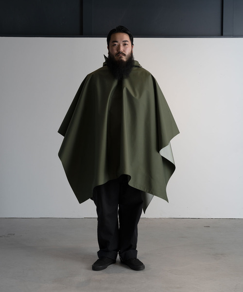 yoshiokubo(ヨシオクボ)の「yoshiokubo ヨシオクボ / PONCHO 防水ポンチョ レインコート / YES23903(ポンチョ・メンズ・ブラック/カーキ/ターコイズブルー・FREE)」の10枚目の写真