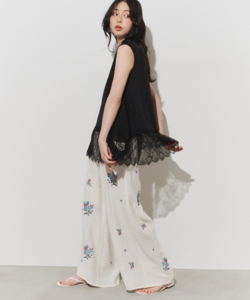 Unitage(ユニテージ)の「オリジナル刺繍楊柳イージーパンツ(その他パンツ・レディース・アイボリー/ブラック・FREE)」の21枚目の写真