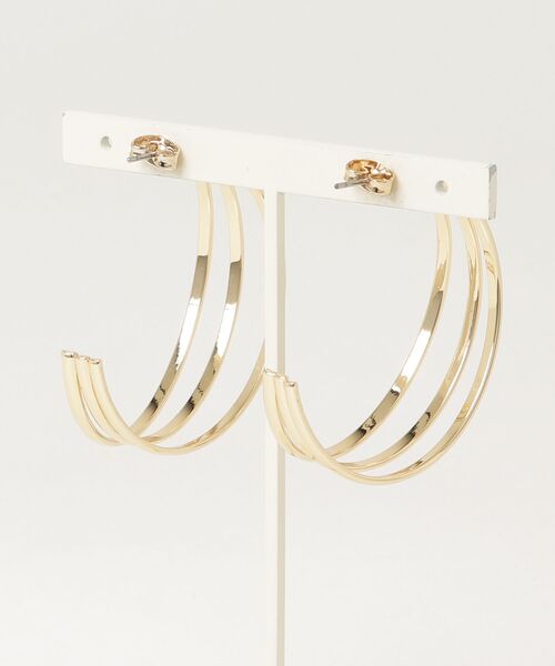 ROSE BUD(ローズバッド)の「THREE LINE PIERCE(ピアス(両耳用)・レディース・シルバー/ゴールド・ONE SIZE)」の4枚目の写真