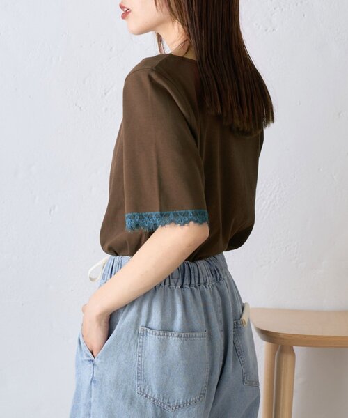 CIAOPANIC TYPY(チャオパニックティピー)の「袖裾レースリブTee(Tシャツ/カットソー・レディース・ブラウン/チャコールグレー/オフホワイト/イエロー・ONE SIZE)」の20枚目の写真