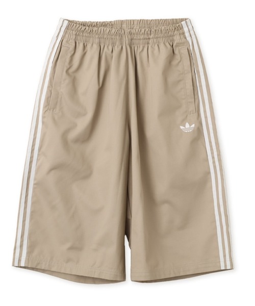 adidas(アディダス)の「adidas ADICOLOR SST COTTON TWILL SHORTS / アディダス アディカラー SST コットン ツイル ショーツ(その他パンツ・メンズ・カーキ・M/L/XL/S/XXL)」の1枚目の写真