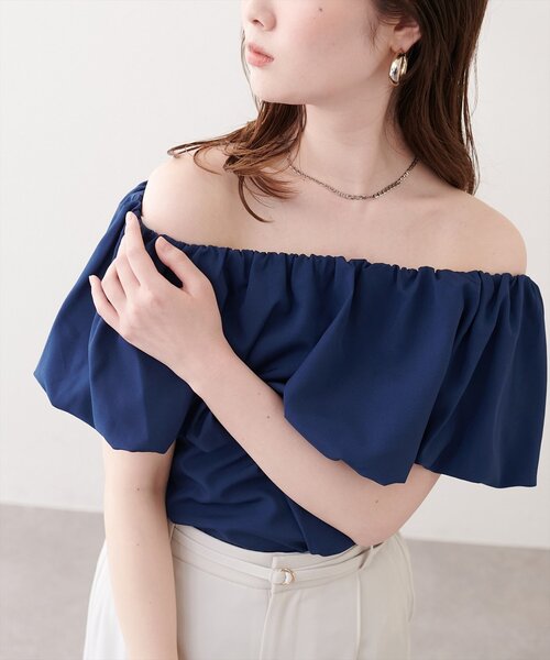 natural couture（ナチュラルクチュール）の「〈mizukoto〉マルチWAYオフショルバルーンTOPS（シャツ/ブラウス・レディース・ラベンダー/その他1/オフホワイト/ブラック/ネイビー・FREE）」の4枚目の写真