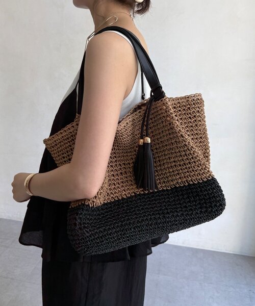 DouDou（ドゥドゥ）の「【WEB限定】タッセル付ペーパーバッグ（ショルダーバッグ・レディース・ベージュ/パープル/ブラウン/グレー・FREE）」の21枚目の写真