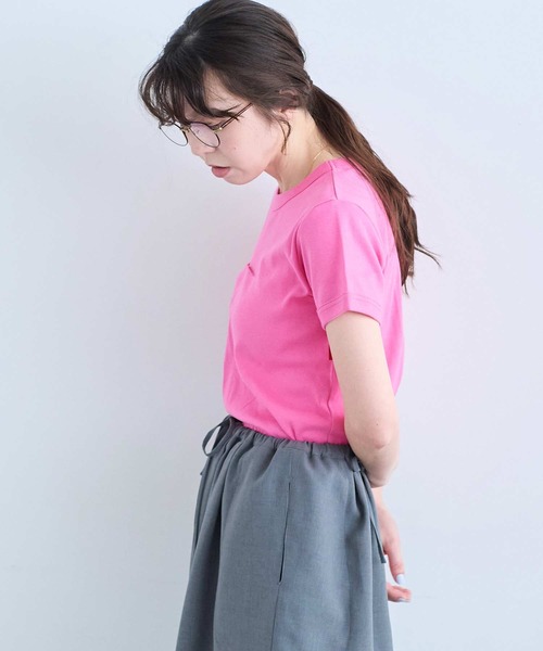 I am I in fact...（アイアムアイインファクト）の「CHAMOMILE TEE（Tシャツ/カットソー・レディース・ブラック/ピンク/ブルー/ホワイト・FREE）」の12枚目の写真