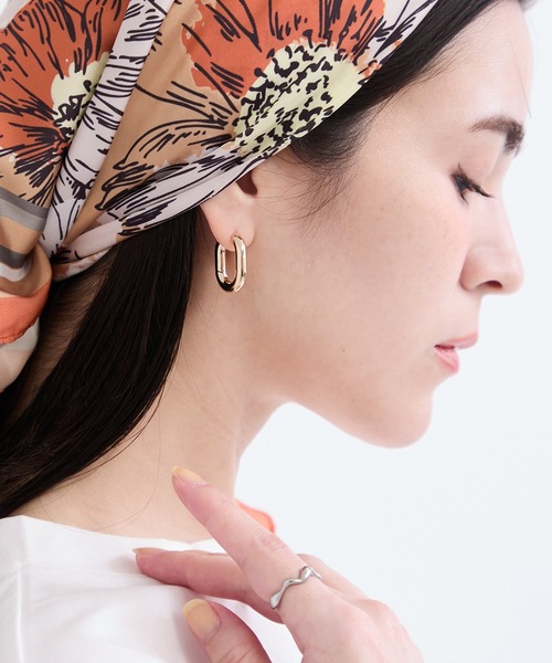 le cercle ADAM ET ROPE'(ルセルクルアダムエロペ)の「パイプフープピアス(ピアス(両耳用)・レディース・シルバー/ゴールド・FREE)」の1枚目の写真