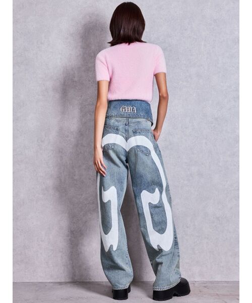 GYDA(ジェイダ)の「ハイウエストTurn Down G Printワイドデニムパンツ(デニムパンツ・レディース・ライトブルー/インディゴブルー・SMALL/MEDIUM)」の7枚目の写真