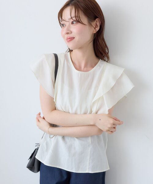 le.coeur blanc(ルクールブラン)の「フレンチフレアスリーブブラウス(シャツ/ブラウス・レディース・ブラック/オフホワイト/イエロー・38)」の14枚目の写真
