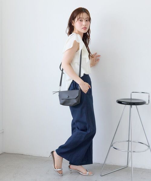 le.coeur blanc(ルクールブラン)の「フレンチフレアスリーブブラウス(シャツ/ブラウス・レディース・ブラック/オフホワイト/イエロー・38)」の19枚目の写真
