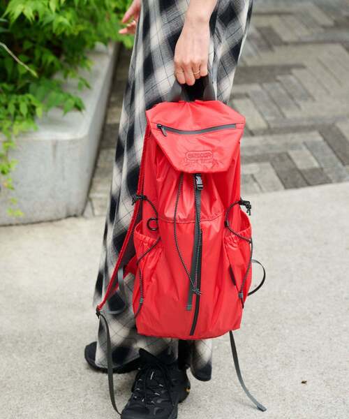 OUTDOOR PRODUCTS(アウトドアプロダクツ)の「追加5 PACKABLE BACKPACK(バックパック/リュック・レディース・ブラック/レッド/ライトグレー・FREE)」の18枚目の写真