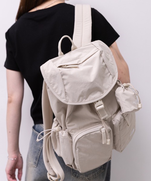 THE NORTH FACE（ザノースフェイス）の「国内未発売　THE NORTH FACE(ザ・ノースフェイス)/巾着型 軽量 リュック バックパック/W'S BREEZE BACKPACK（バックパック/リュック・レディース・グレー/ブラック系その他/ホワイト/サンドベージュ/バイオレット・FREE）」の4枚目の写真