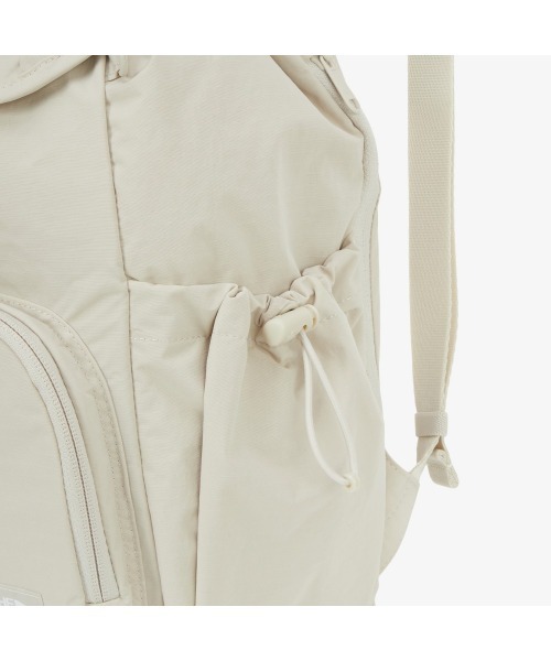 THE NORTH FACE（ザノースフェイス）の「国内未発売　THE NORTH FACE(ザ・ノースフェイス)/巾着型 軽量 リュック バックパック/W'S BREEZE BACKPACK（バックパック/リュック・レディース・グレー/ブラック系その他/ホワイト/サンドベージュ/バイオレット・FREE）」の8枚目の写真