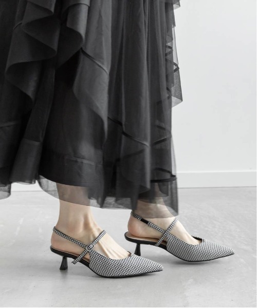 RANDA(ランダ)の「ビジューパーツバックストラップパンプス(パンプス・レディース・ブラック系その他/ブラック/ブラウン・S/L/M/LL)」の16枚目の写真
