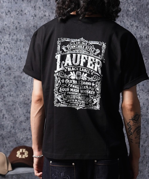 Laufer(ロイファー)の「【Laufer】ボトルラベル クロップド ヘンリーネックTシャツ / バックプリント&胸刺繍 ユニセックス(Tシャツ/カットソー・メンズ・ネイビー/ナチュラル/ブラック/スミクロ・M/S/L)」の13枚目の写真