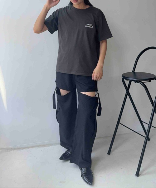 AS KNOW AS plus（アズノゥアズプラス）の「☆たくさんネコミーム 胸元ワンポイントロゴ刺繍Tシャツ【UNISEX ITEM】（Tシャツ/カットソー・レディース・ライトピンク/スミクロ/オフホワイト・FREE）」の11枚目の写真