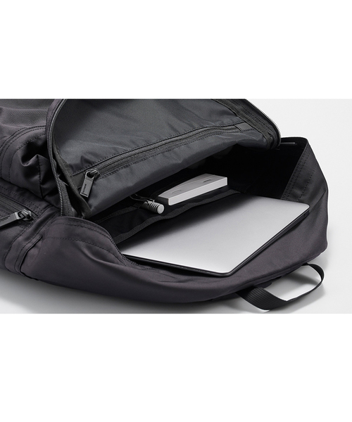 MONOLITH（モノリス）の「MONOLITH（モノリス）BACKPACK STANDARD L（バックパック/リュック・メンズ・ブラック・FREE）」の10枚目の写真